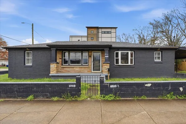 $2,600 | 1203 2nd Avenue South, Nashville, TN 37210