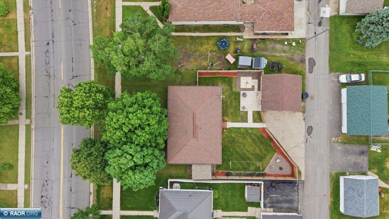 722 South 8th Street Virginia, MN 55792 - Photo 3 of 30