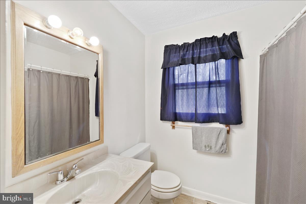 31 Nottingham Lane Berlin, MD 21811 - Photo 25 of 37 first floor bath