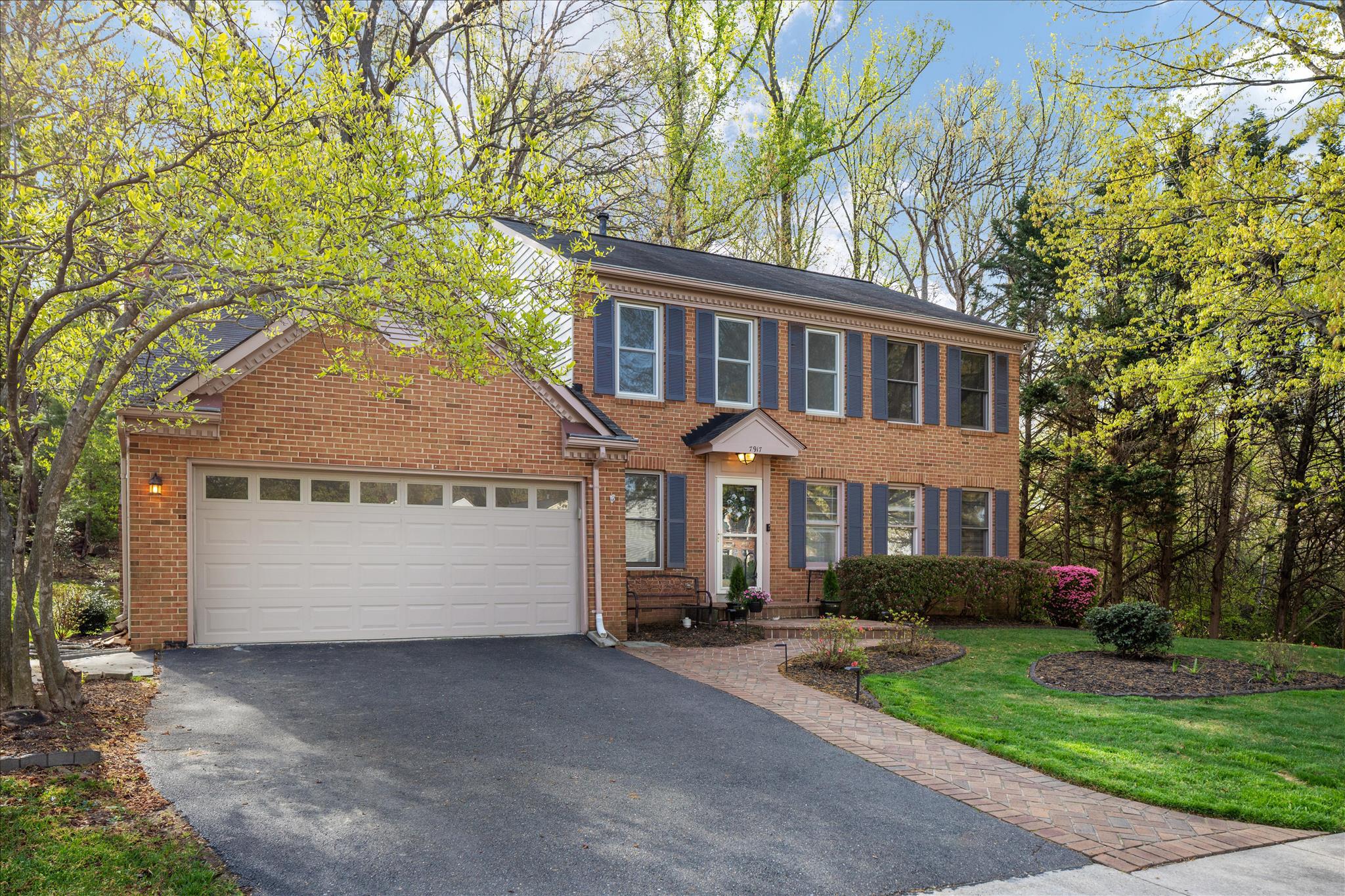 7917 Donegal Lane Springfield, VA 22153 - Photo 51 of 55 Warm and inviting exterior