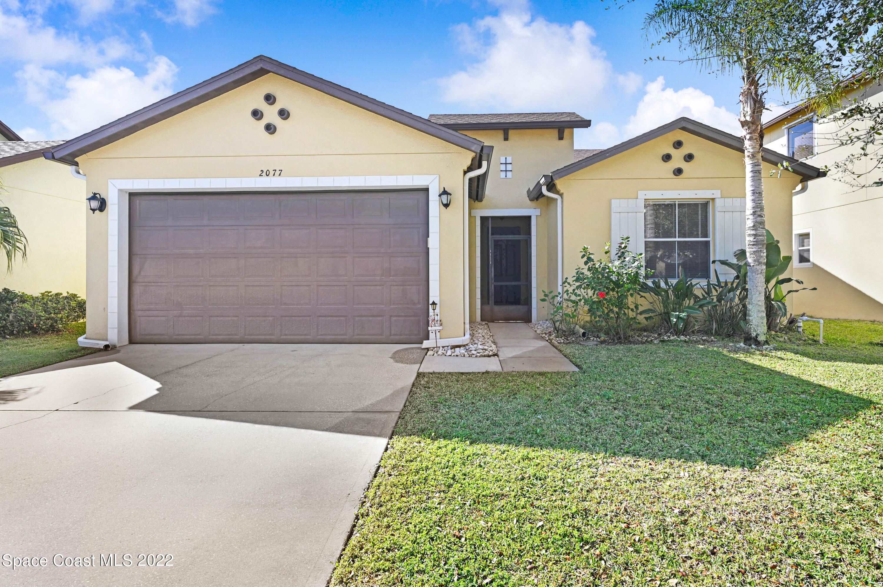 2077 Elkins Point Melbourne, FL 32935 - Photo 1 of 31 DSC_2434