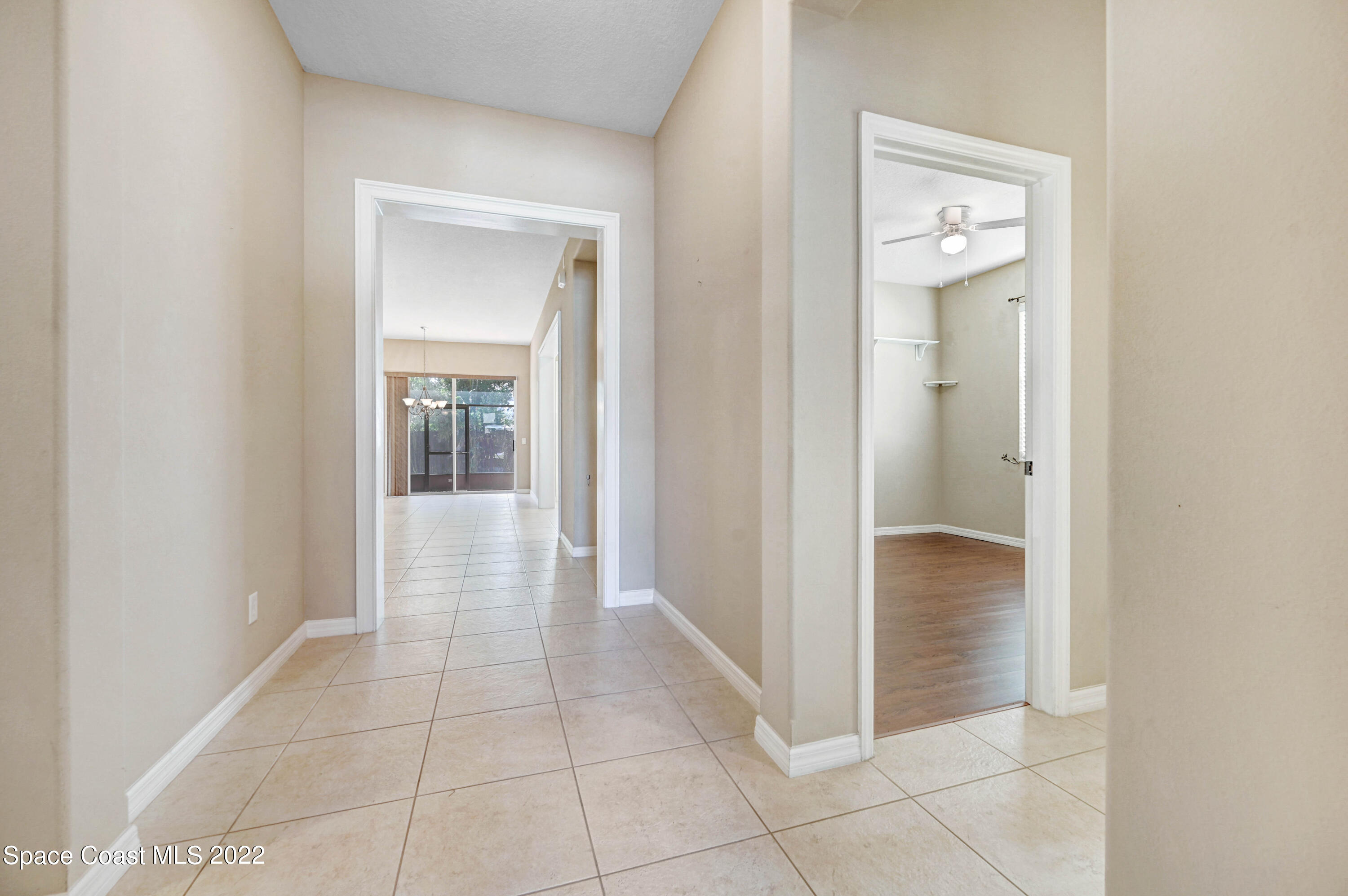 2077 Elkins Point Melbourne, FL 32935 - Photo 3 of 31 DSC_2455