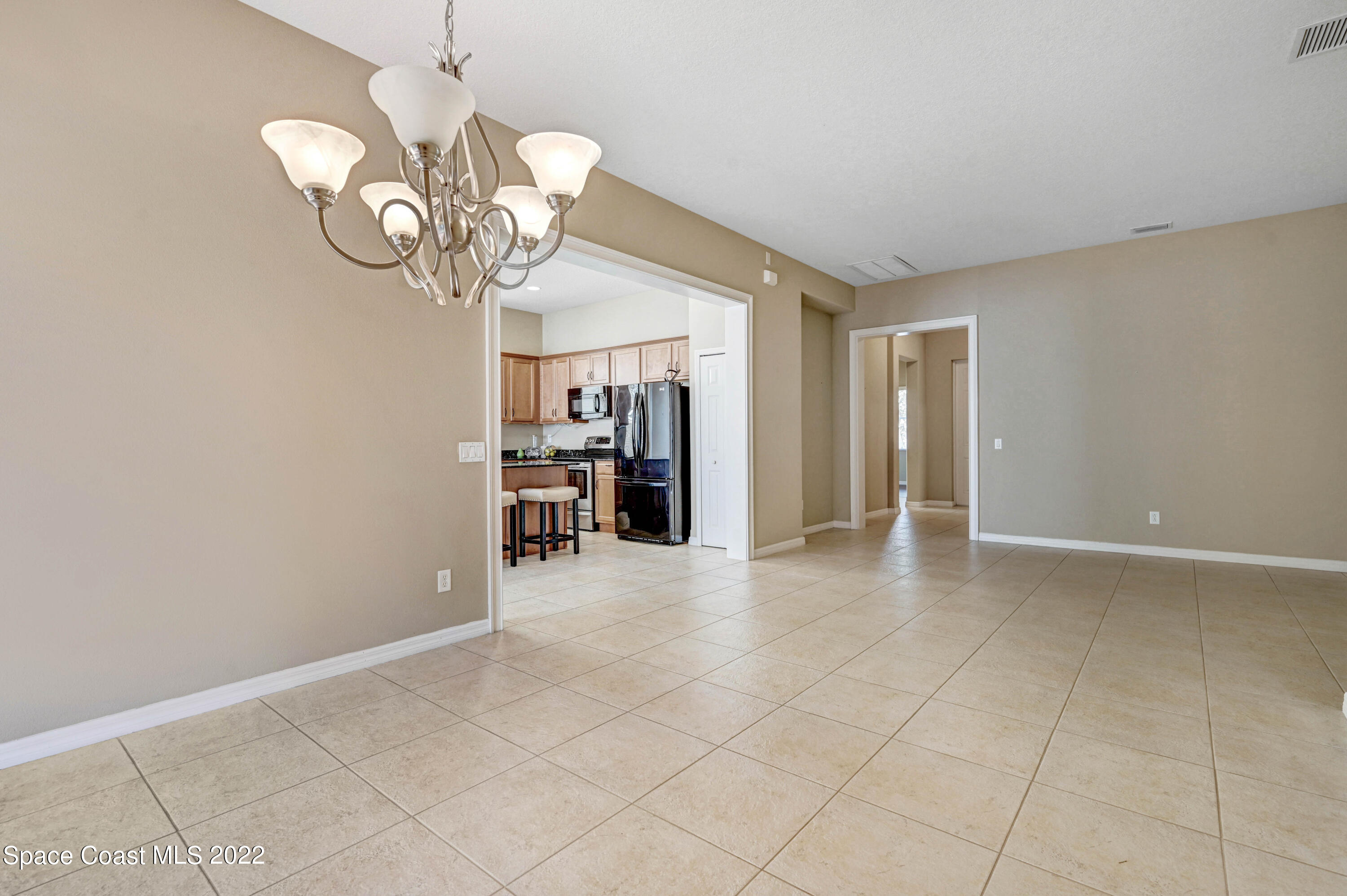 2077 Elkins Point Melbourne, FL 32935 - Photo 7 of 31 DSC_2464