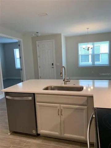 $369,900 | 240 Ibiza Loop, Venice, FL 34292