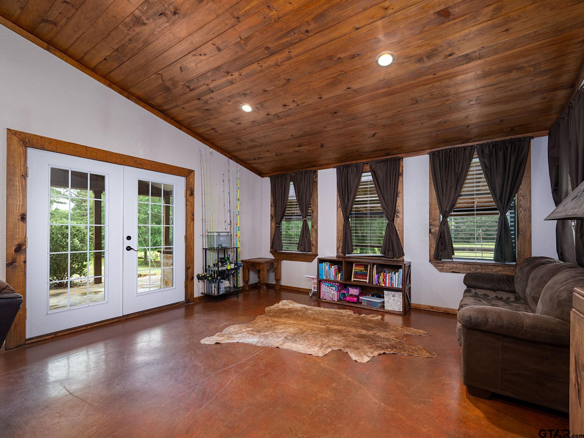 4240 County Road 2107 Rusk, TX 75785 - Photo 11 of 48