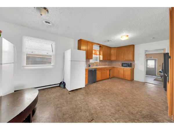 $400,000 | 425 Gayle Street, Fort Morgan, CO 80701