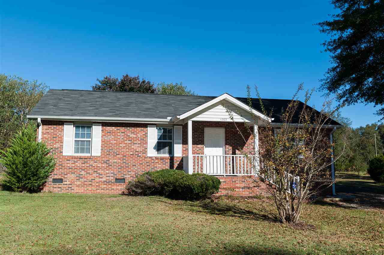 1203 McKelvey Road Fountain Inn, SC 29644 - Photo 2 of 26
