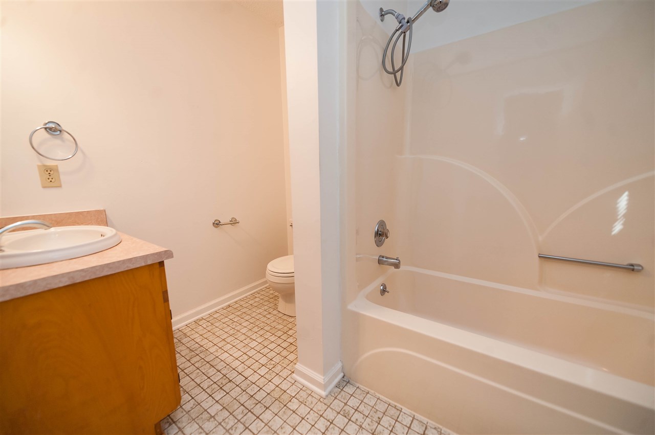 1203 McKelvey Road Fountain Inn, SC 29644 - Photo 21 of 26