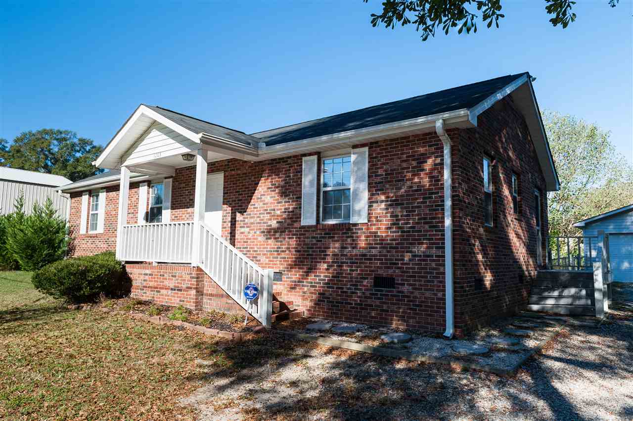 1203 McKelvey Road Fountain Inn, SC 29644 - Photo 3 of 26