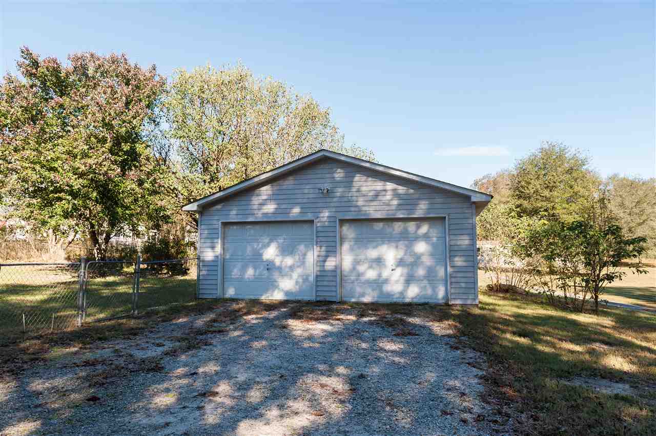 1203 McKelvey Road Fountain Inn, SC 29644 - Photo 5 of 26
