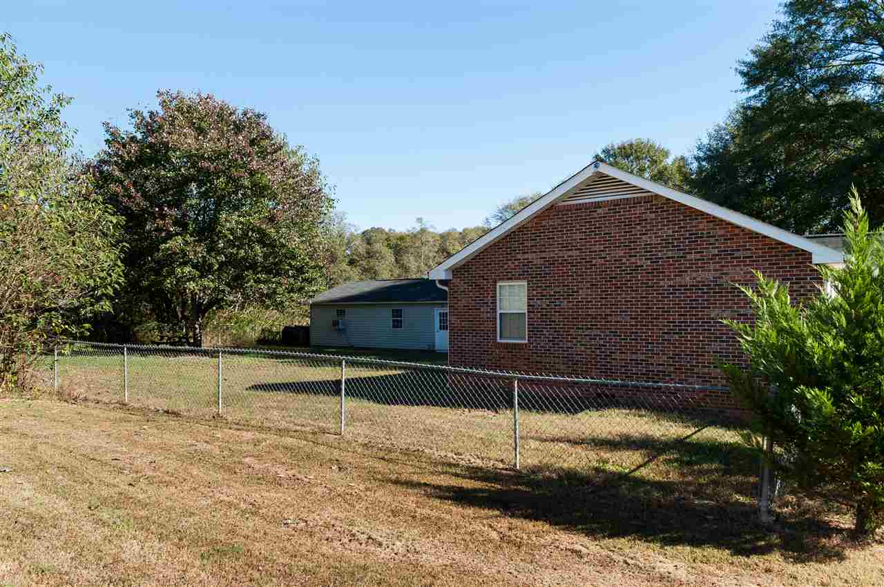 1203 McKelvey Road Fountain Inn, SC 29644 - Photo 8 of 26