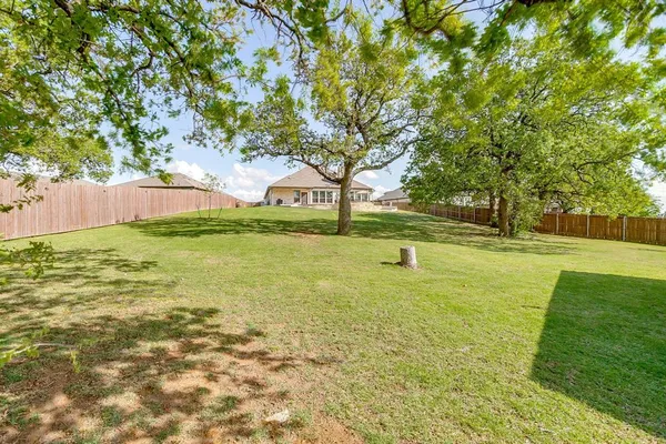 $485,000 | 1616 Glade Meadows Drive, Burleson, TX 76058