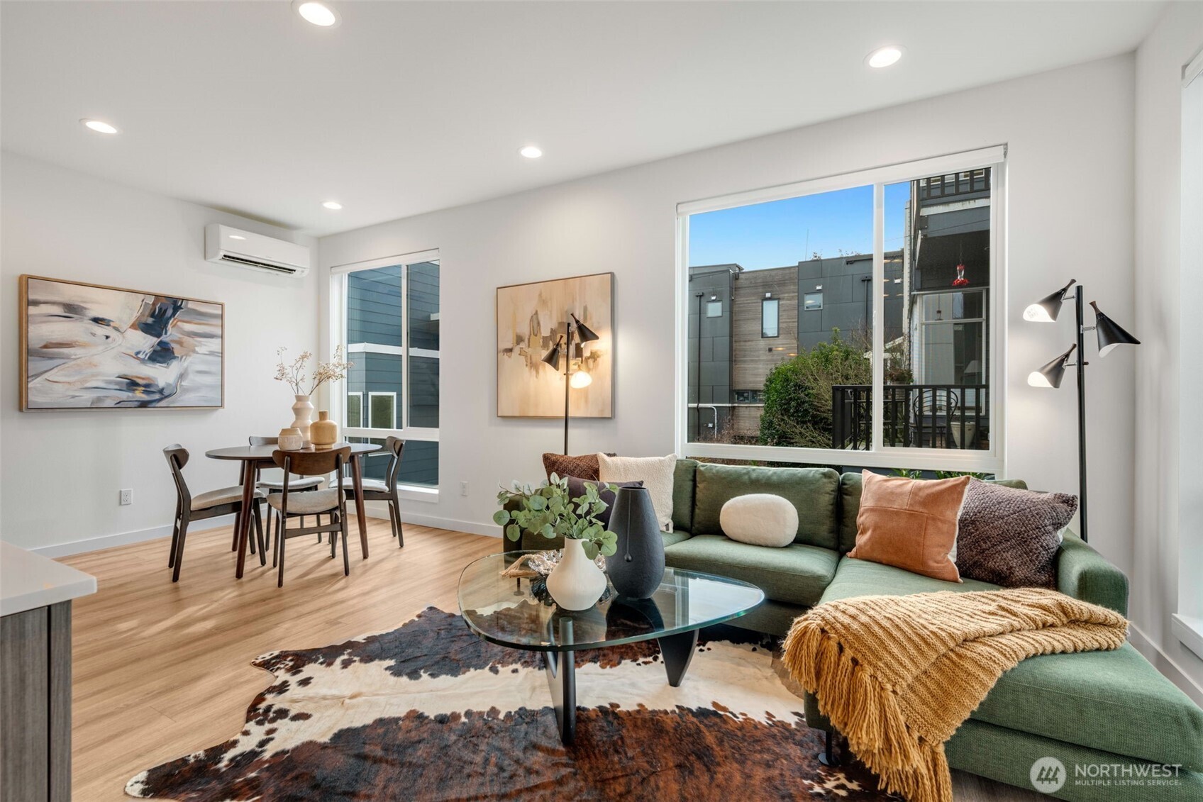 1116 18th Avenue, Unit A Seattle, WA 98122 - Photo 3 of 29