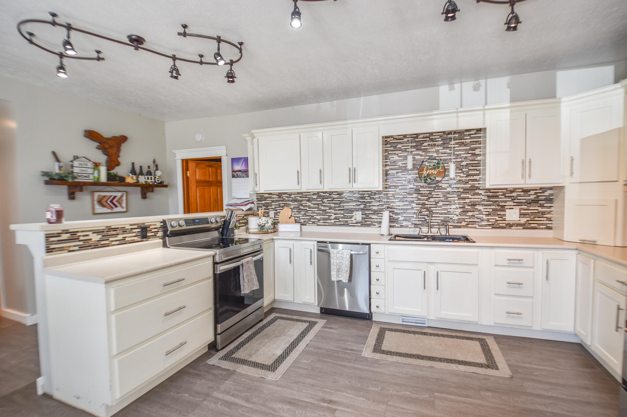 250 South Centennial Road Coldwater, MI 49036 - Photo 11 of 43 DSC_0030