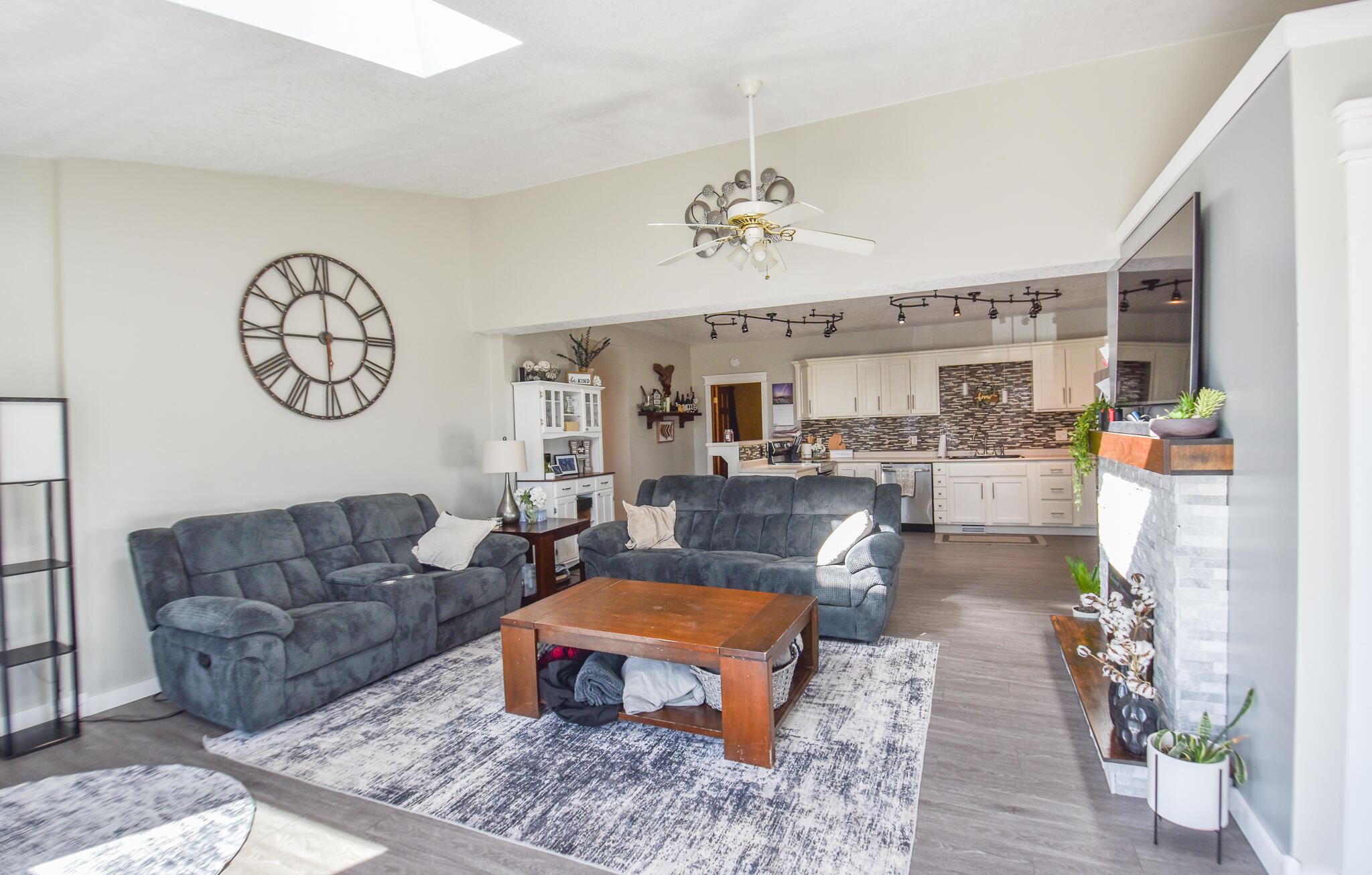 250 South Centennial Road Coldwater, MI 49036 - Photo 17 of 43 DSC_0041