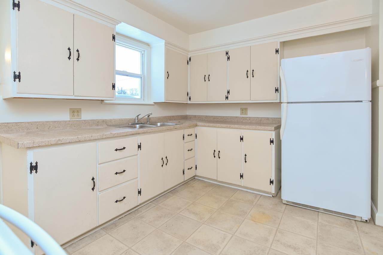 1715 West Wisconsin Avenue Appleton, WI 54914 - Photo 13 of 50