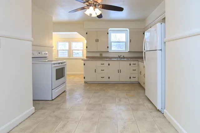 $192,500 | 1715 West Wisconsin Avenue, Appleton, WI 54914