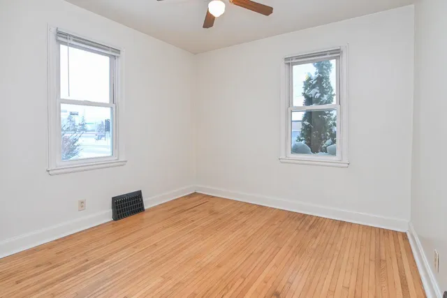 $192,500 | 1715 West Wisconsin Avenue, Appleton, WI 54914