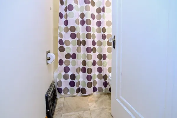 $192,500 | 1715 West Wisconsin Avenue, Appleton, WI 54914