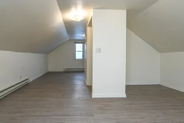 $200,000 | 1715 West Wisconsin Avenue, Appleton, WI 54914