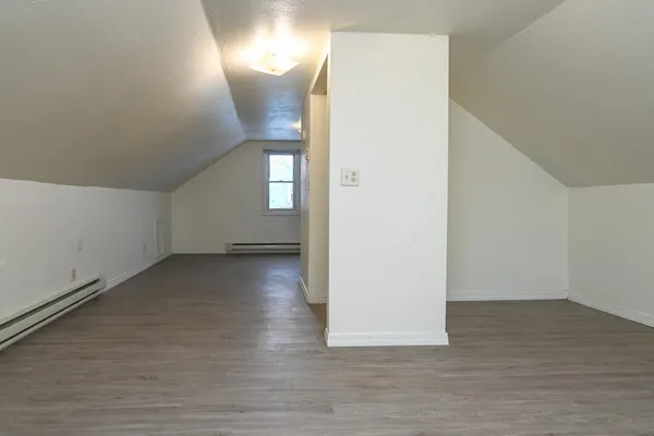 $192,500 | 1715 West Wisconsin Avenue, Appleton, WI 54914