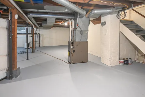 $192,500 | 1715 West Wisconsin Avenue, Appleton, WI 54914