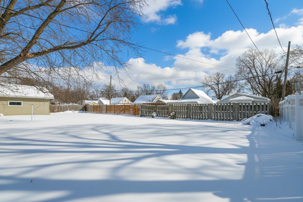 1715 West Wisconsin Avenue Appleton, WI 54914 - Photo 48 of 50