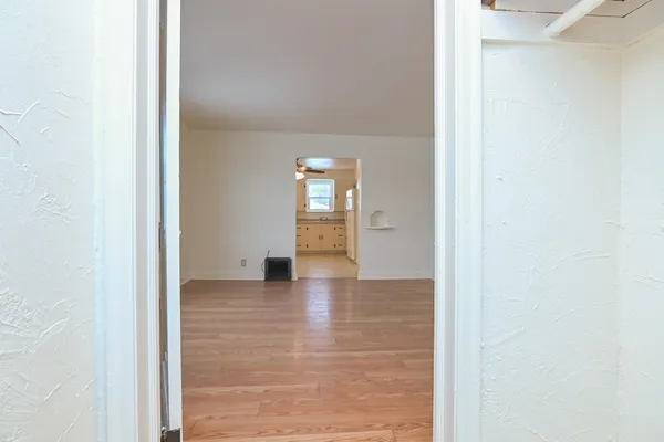 $192,500 | 1715 West Wisconsin Avenue, Appleton, WI 54914