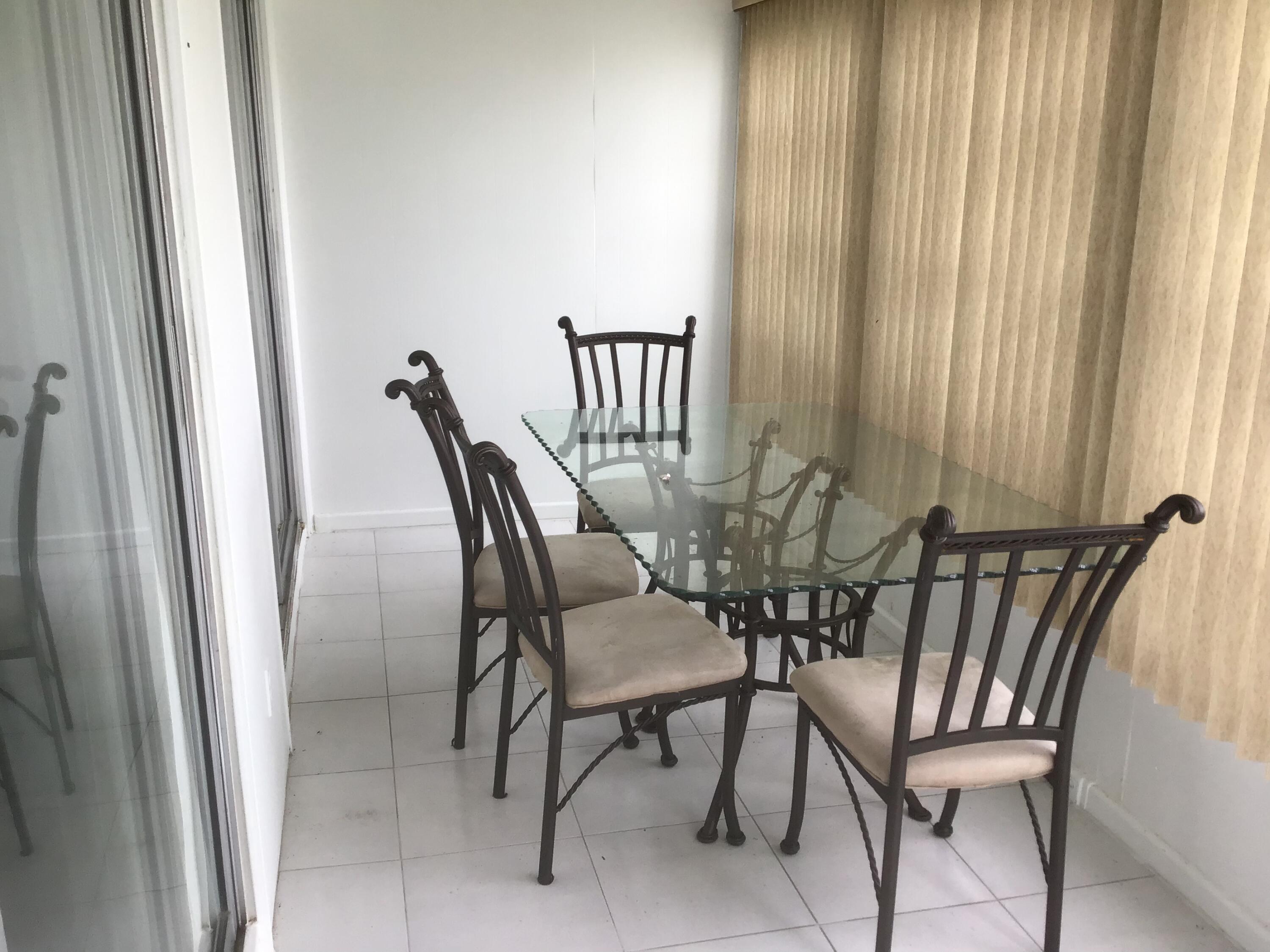 1036 Hythe B, Unit B Boca Raton, FL 33434 - Photo 9 of 15 IMG_0357