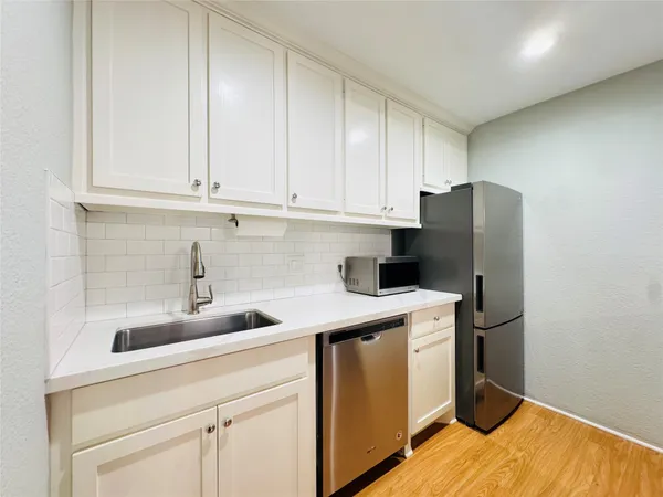 $1,300 | 3131 Cummins Street, Unit 86, Houston, TX 77027