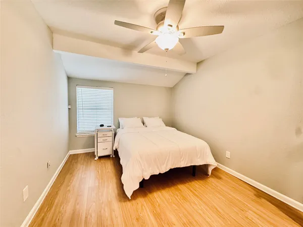 $1,300 | 3131 Cummins Street, Unit 86, Houston, TX 77027
