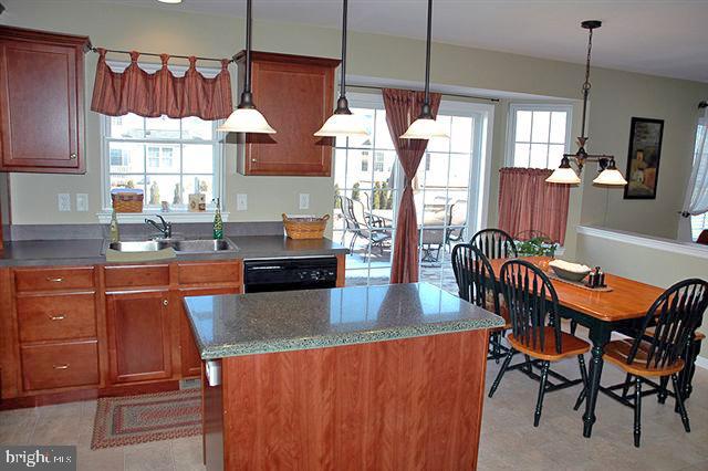 217 Andover Lane Lititz, PA 17543 - Photo 5 of 17