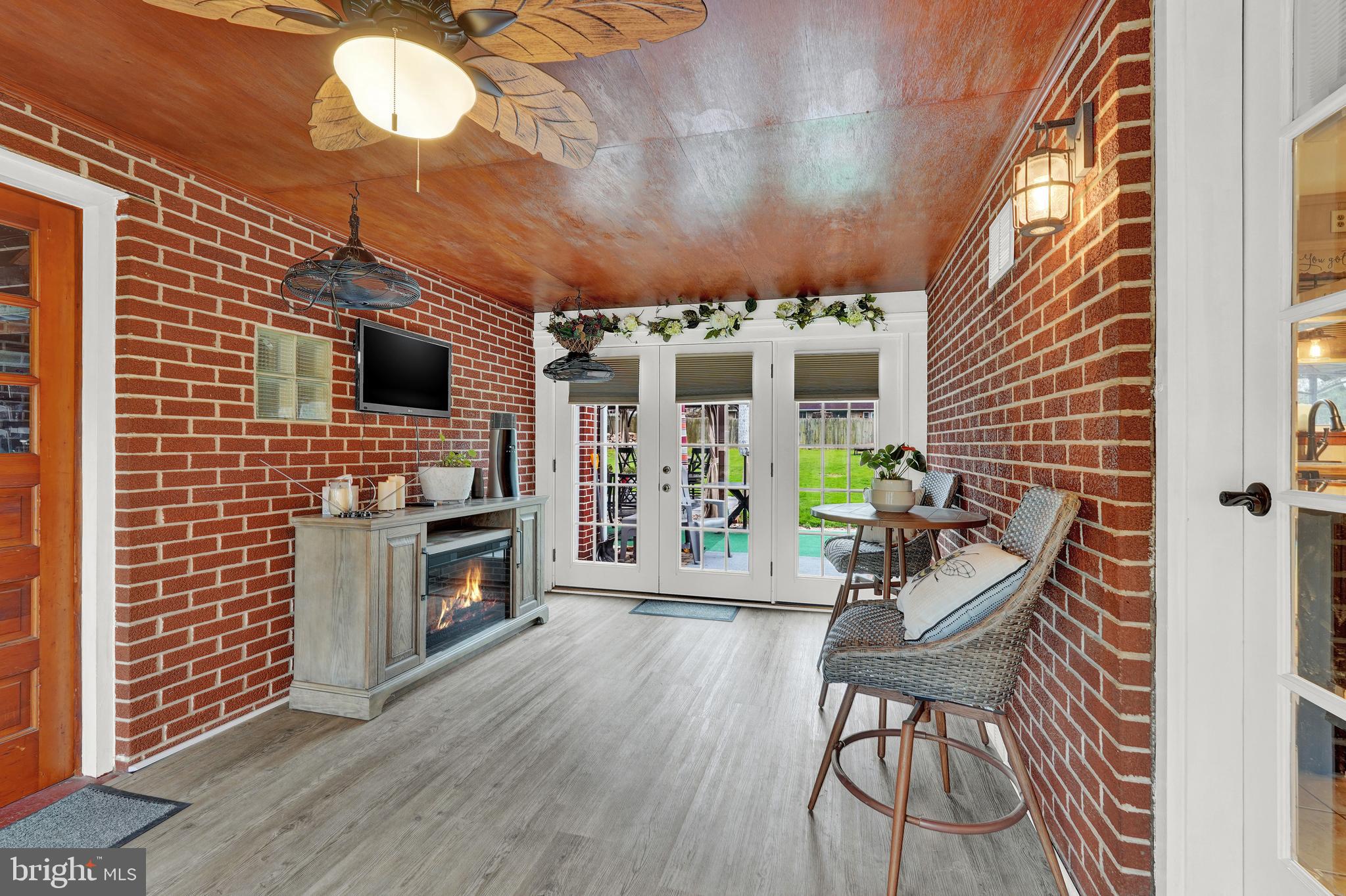 2340 Locust Road Dover, PA 17315 - Photo 13 of 25 Gallery Image 13