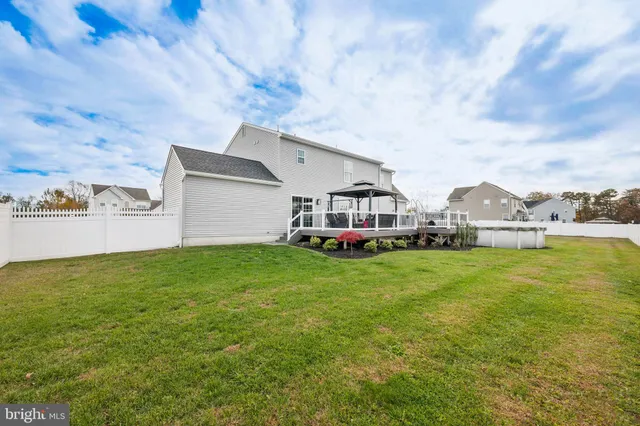 $585,000 | 36 Dogwood Lane, Hammonton, NJ 08037