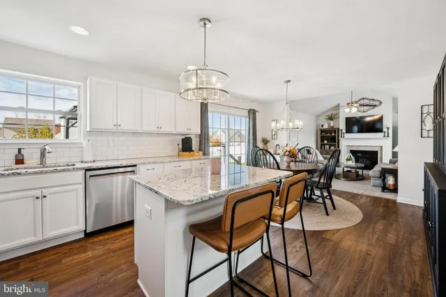 $585,000 | 36 Dogwood Lane, Hammonton, NJ 08037