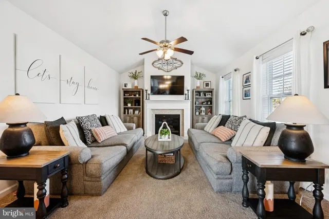 $585,000 | 36 Dogwood Lane, Hammonton, NJ 08037