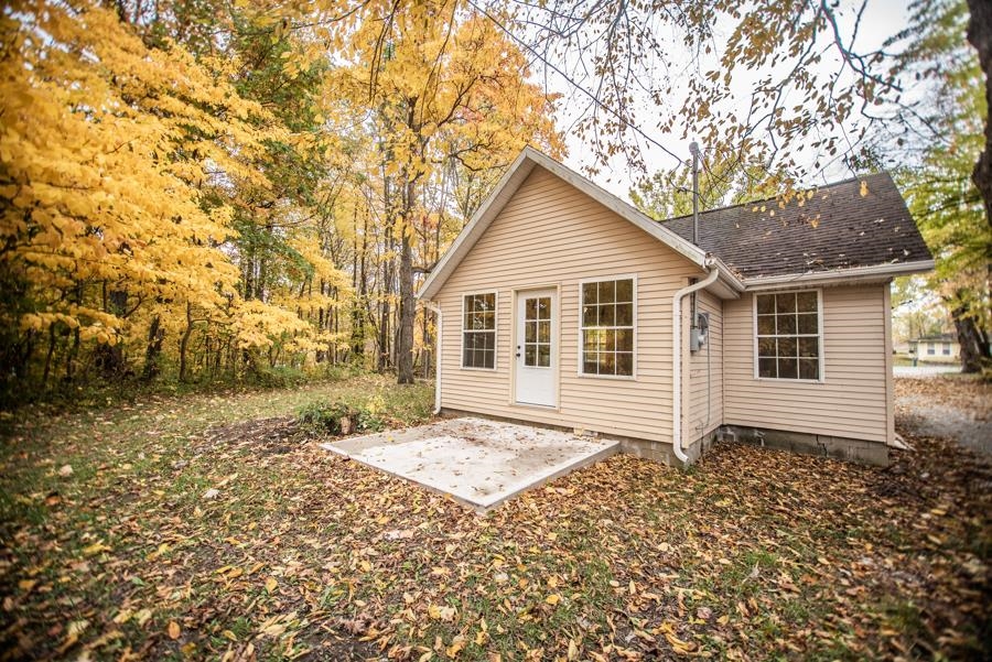 1840 Fox Lake Road Angola, IN 46703 - Photo 21 of 31