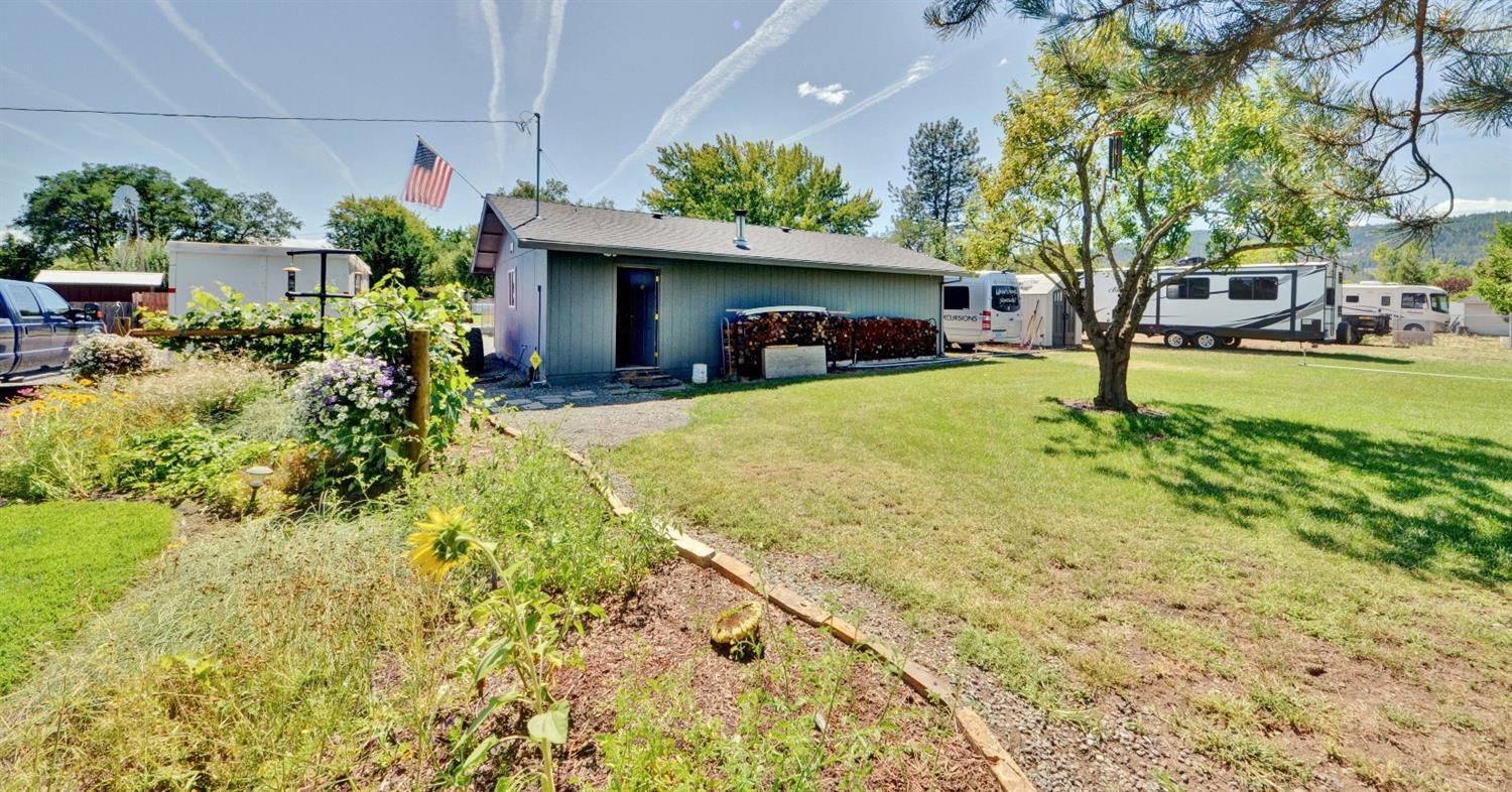3523 Grant Road Central Point, OR 97502 - Photo 21 of 35 Additional Photo