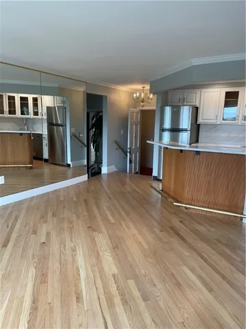 $2,900 | 553 Bellevue Avenue, Unit 14, Newport, RI 02840