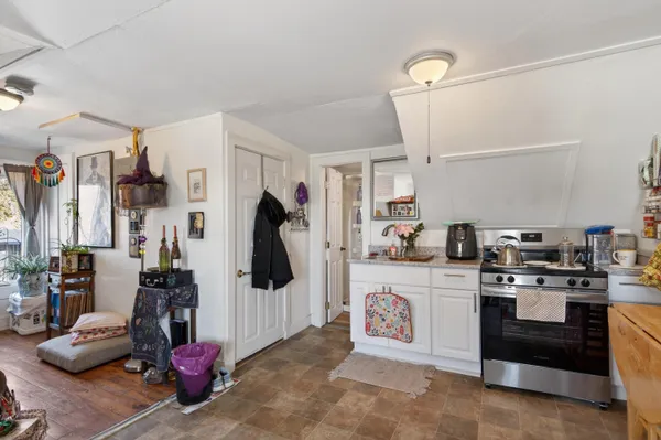 $480,000 | 100 Route 133 Winthrop Me 04364, Winthrop, ME 04364