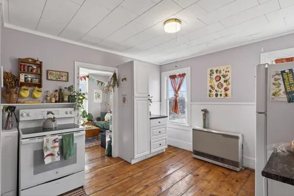$480,000 | 100 Route 133 Winthrop Me 04364, Winthrop, ME 04364