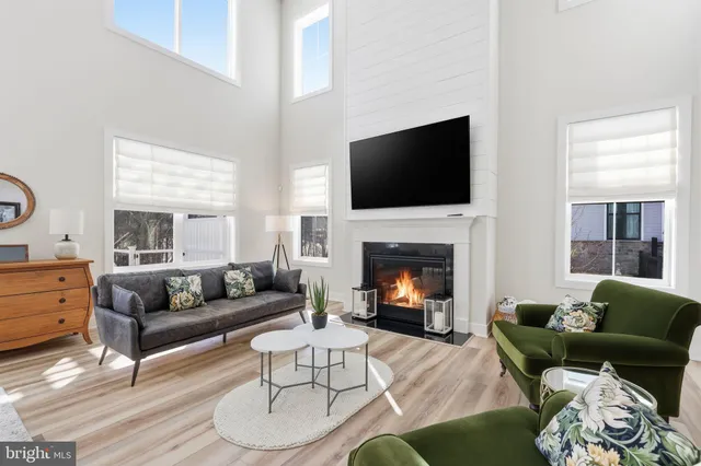 $1,195,000 | 49 Tradesville Drive, Doylestown, PA 18901