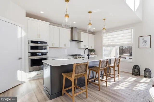 $1,195,000 | 49 Tradesville Drive, Doylestown, PA 18901