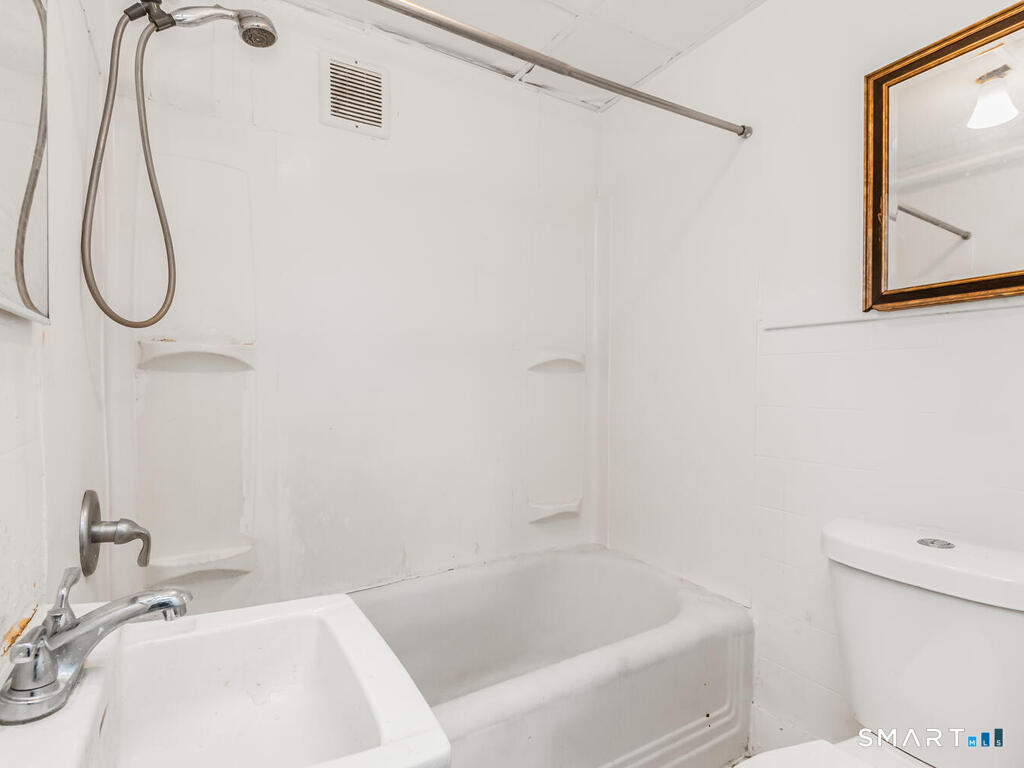 530 Main Street Middletown, CT 06457 - Photo 8 of 11