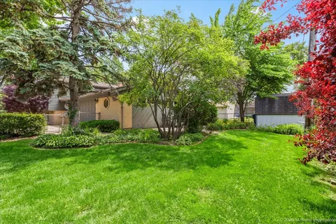 $399,000 | 9600 Mayfield Avenue, Oak Lawn, IL 60453