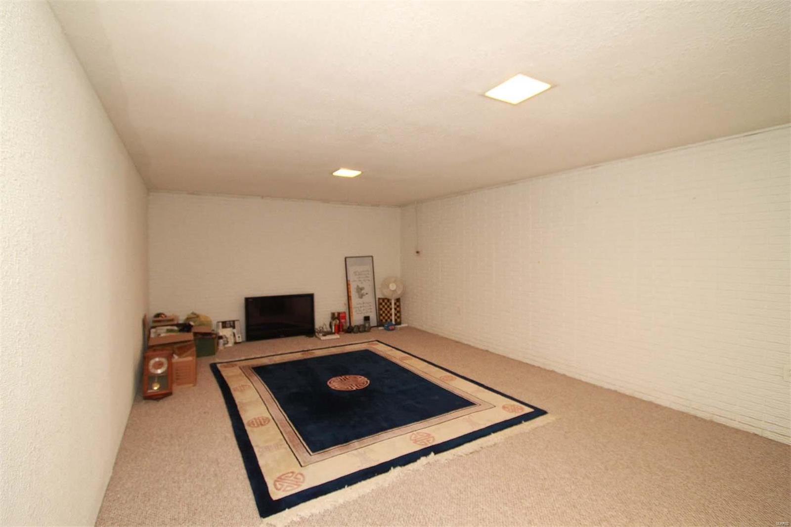 19 Clover Drive Belleville, IL 62221 - Photo 17 of 29 Gallery Image 17