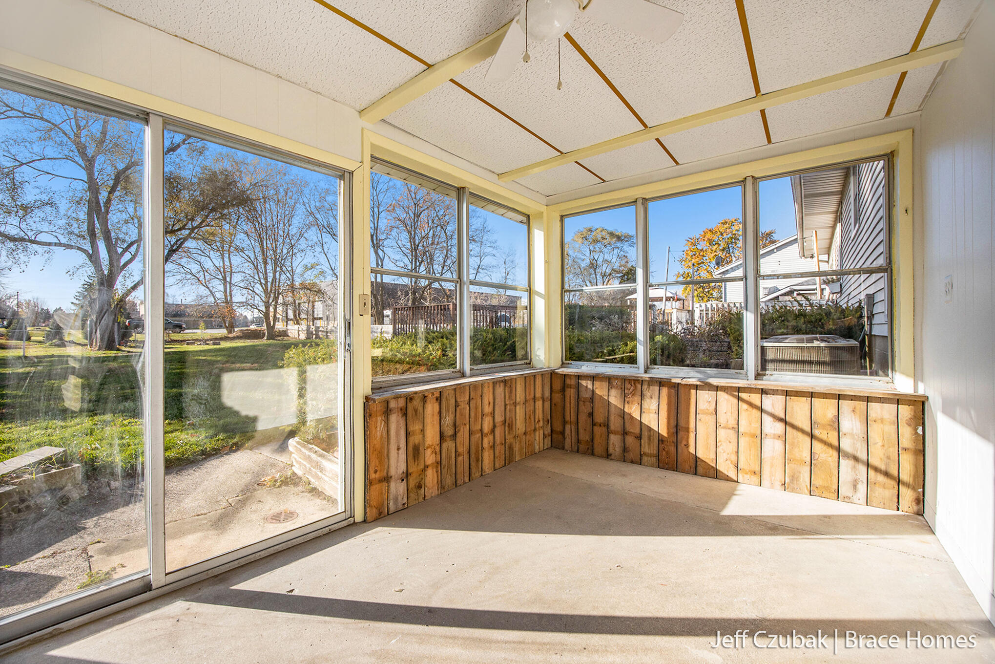 1430 Winifred Street Jenison, MI 49428 - Photo 20 of 32 1430 Winifred-98