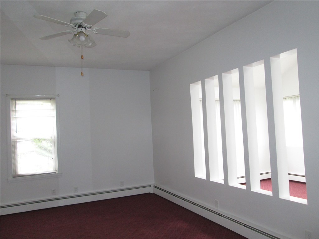 1 Cobble Hill Road Lincoln, RI 02865 - Photo 11 of 26 LIVING ROOM