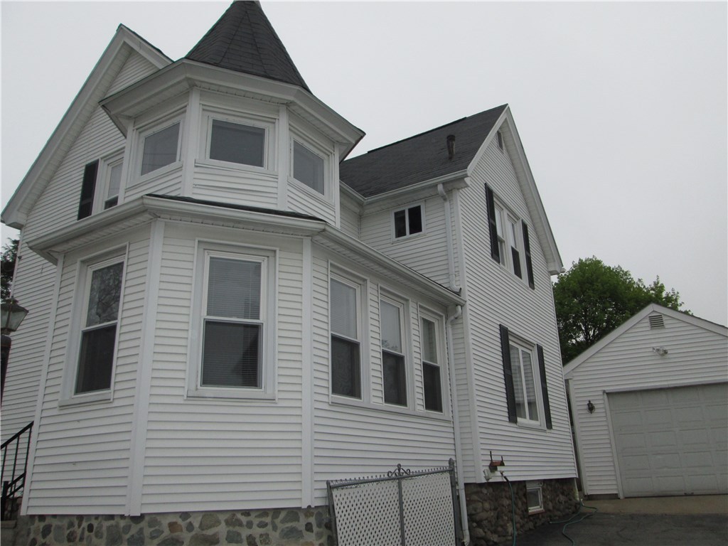 1 Cobble Hill Road Lincoln, RI 02865 - Photo 2 of 26 SIDE EXTERIOR