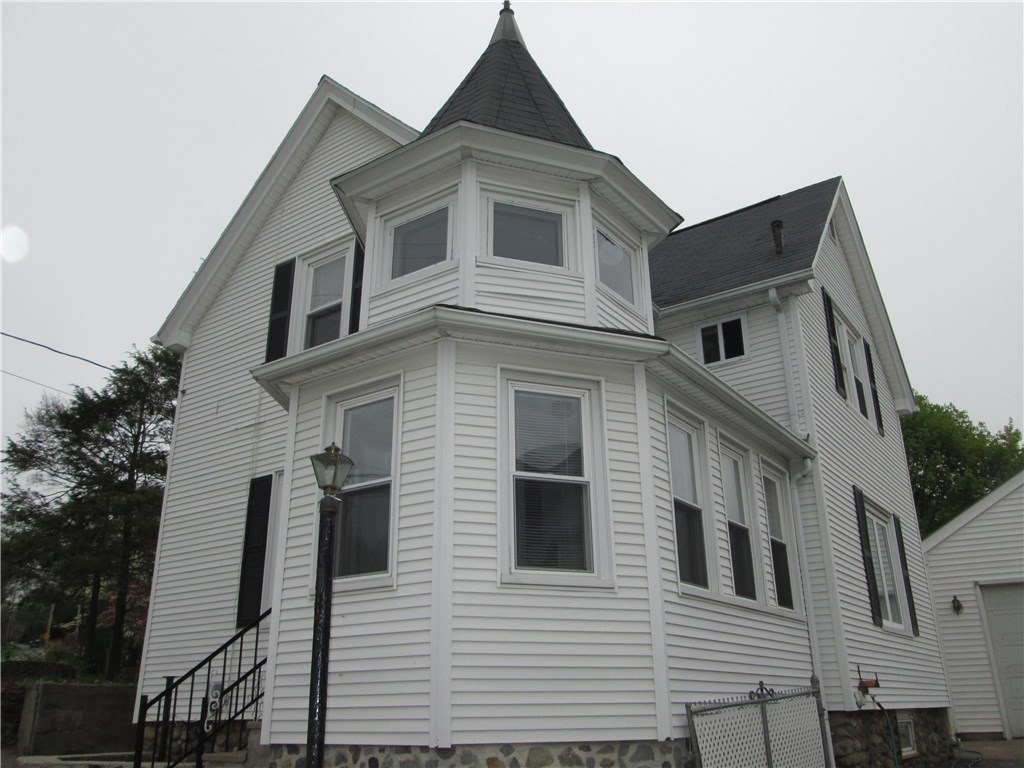 1 Cobble Hill Road Lincoln, RI 02865 - Photo 4 of 26 FRONT